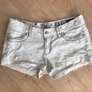 Miss Me Patterned Shorts